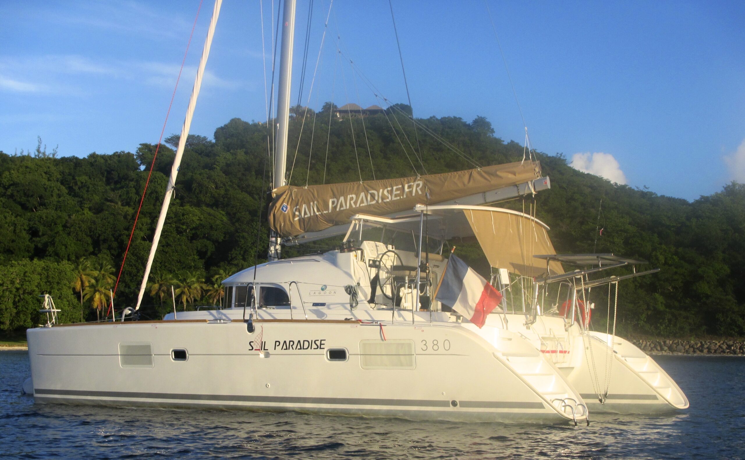location catamaran 8 personnes